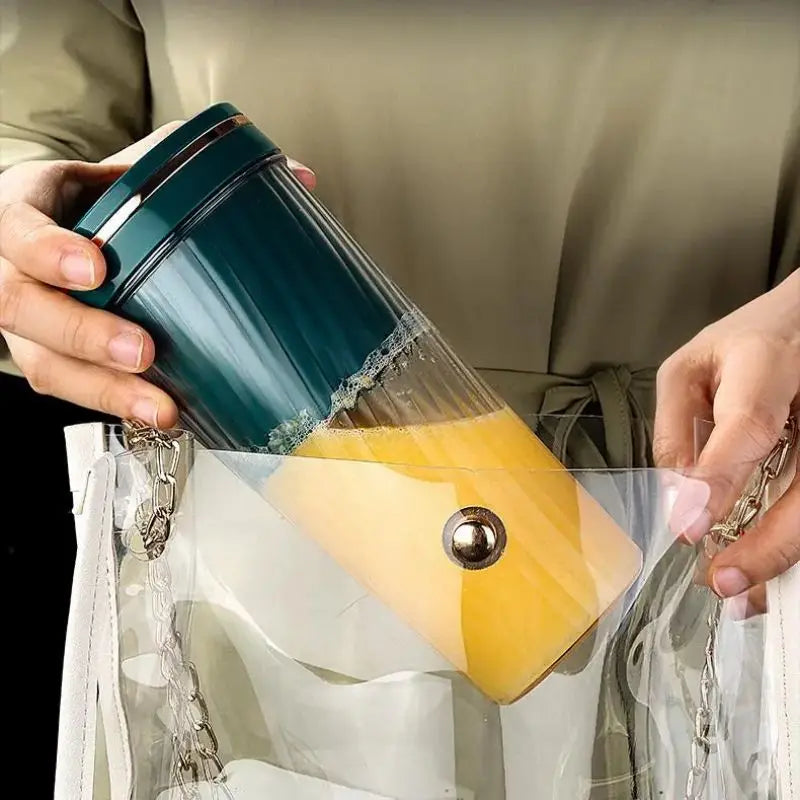 Portable Milkshake and Smoothie Blender 10 Blades Powerful Juice